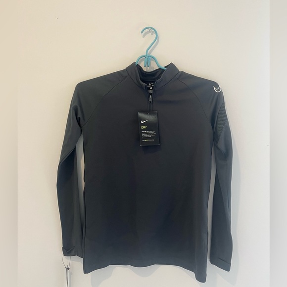 Nike Dry-fit Sweater NWT - Picture 2 of 2